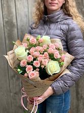 Букет цветов из:  Розы в Краснокамске