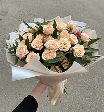 Букет Кремовые розы Латте в Краснокамске